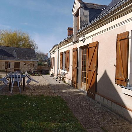 Villa L'Ecole Buissonniere Noyant-la-Plaine Esterno foto