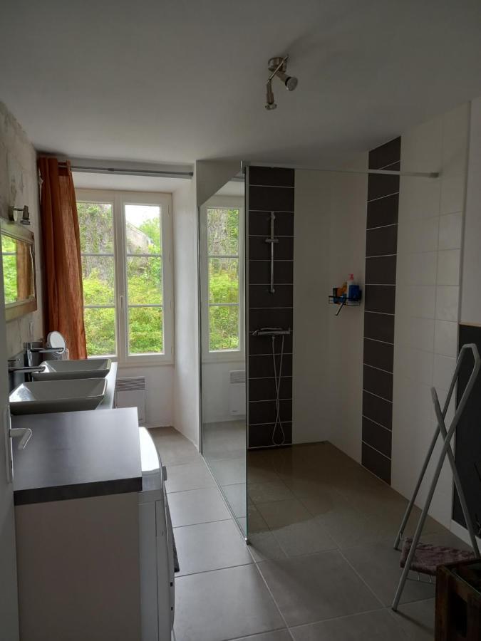 Villa L'Ecole Buissonniere Noyant-la-Plaine Esterno foto