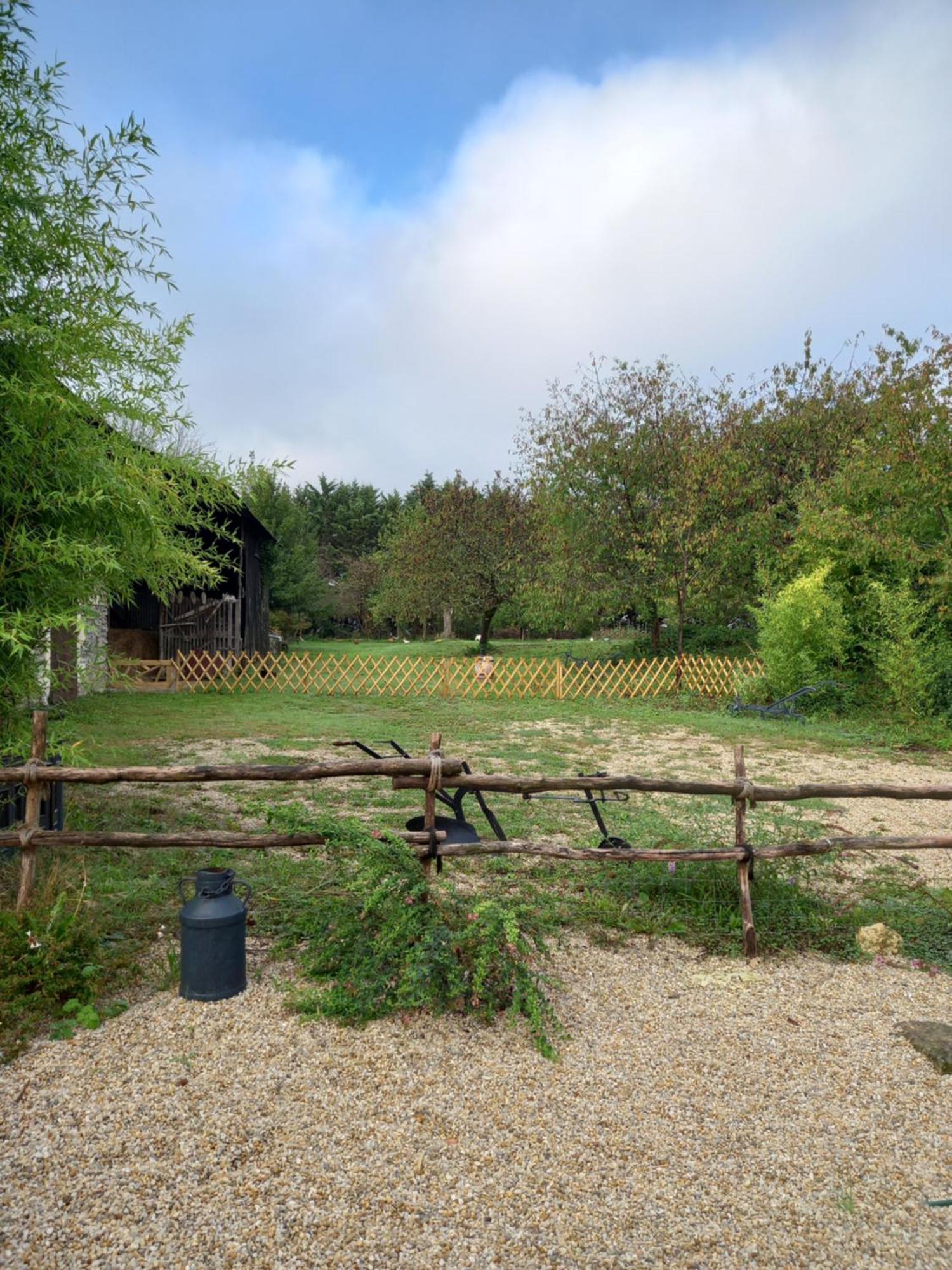 Villa L'Ecole Buissonniere Noyant-la-Plaine Esterno foto